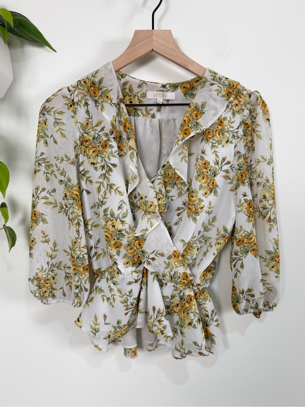 WAYF Yellow Rose Floral Ruffle Wrap Blouse Snap V-Neck Gathered Waist XS Flower